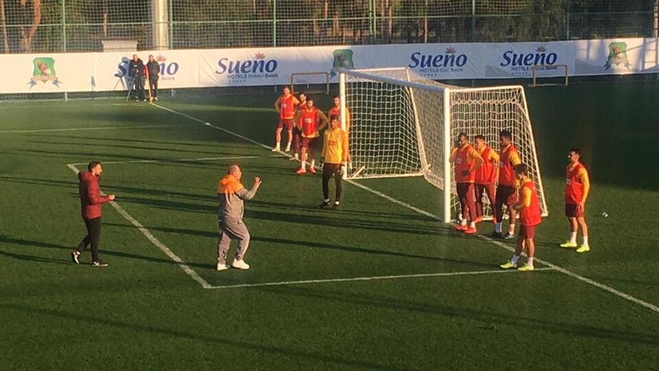 Terim kampı sıkı tuttu