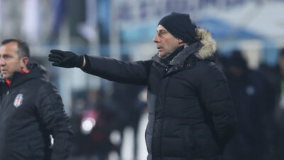 Avcı'dan oyuncularına eleştiri!