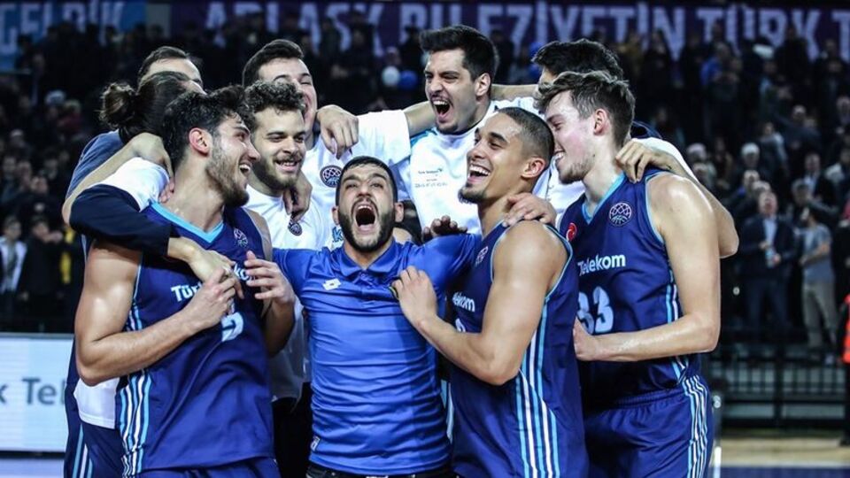 Basketbol Şampiyonlar Ligi'nde 4'te 4