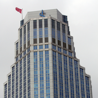 İş Bankası'ndan dev ihraç