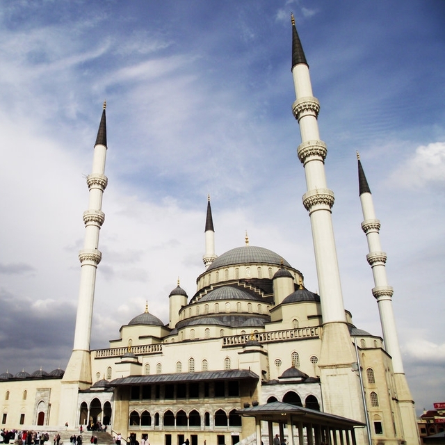 Ankara Cuma namazı saat kaçta?
