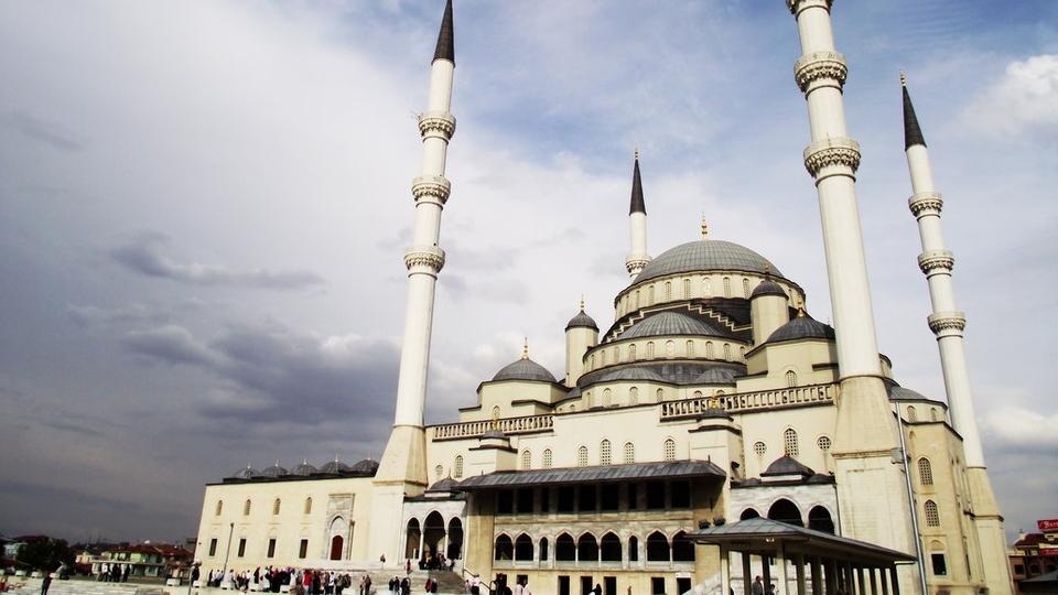 Ankara Cuma namazı saat kaçta?