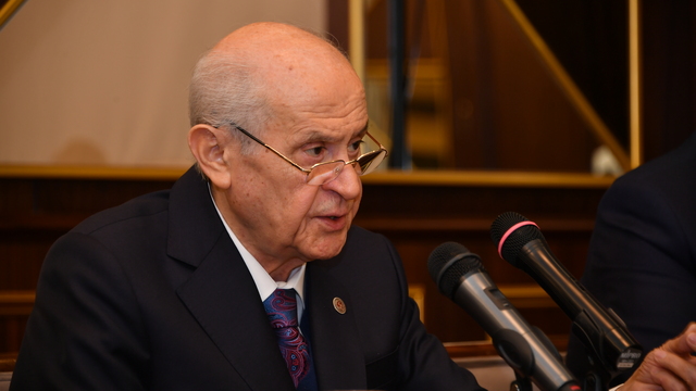 Bahçeli'den FETÖ'nün siyasi ayağı mesajı