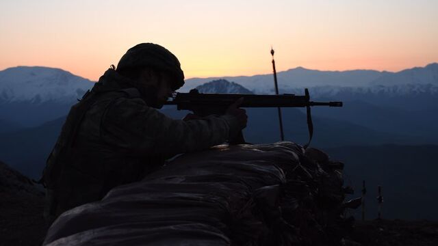 MSB'den acı haber! 1 asker şehit oldu