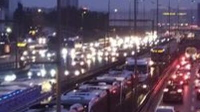 İstanbul'da trafik durma noktasına geldi