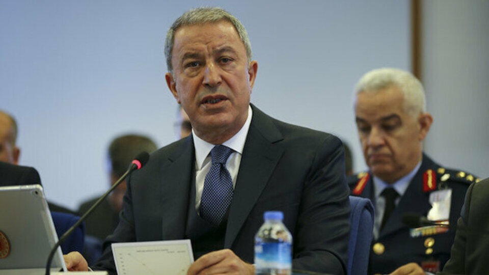 Bakan Akar'dan şehit asker için taziye mesajı