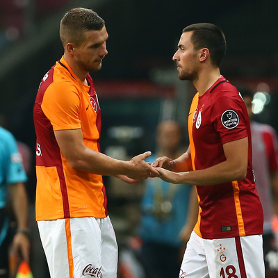 Antalya'dan 2 flaş transfer