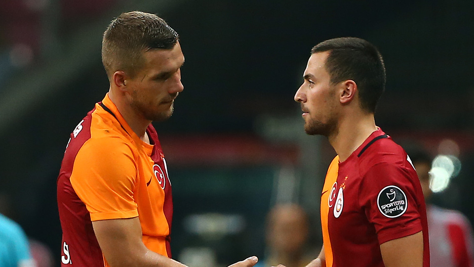 Antalya'dan 2 flaş transfer