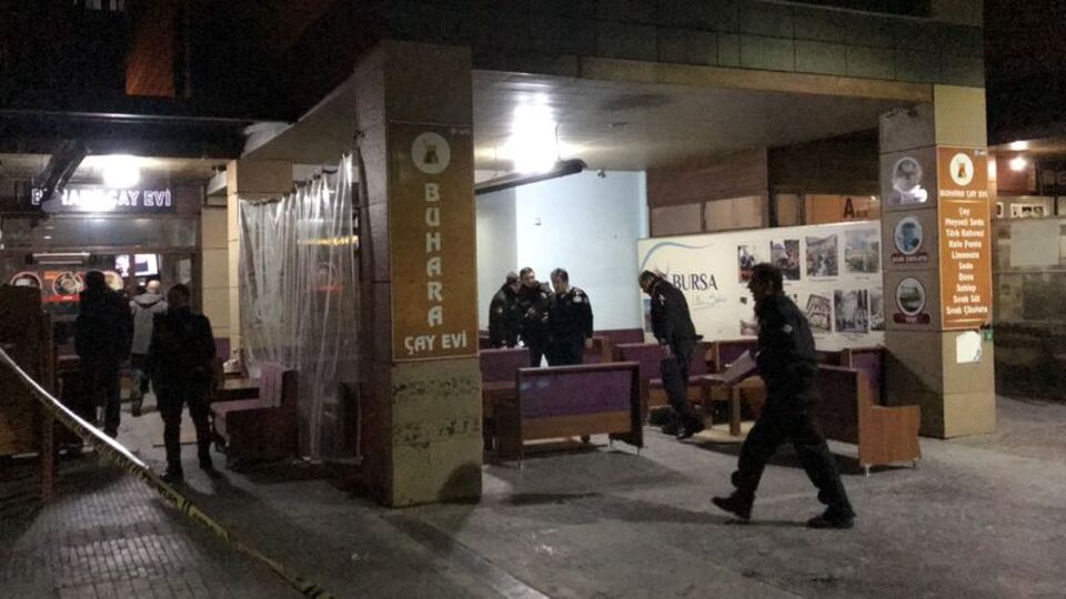 Bursa'da silahlı saldırı! Anbean kameraya yansıdı