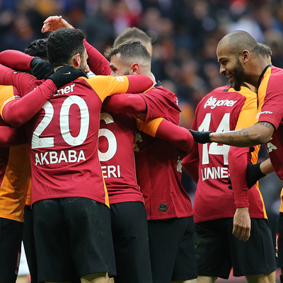 Değişim Fatih Terim'de değil!