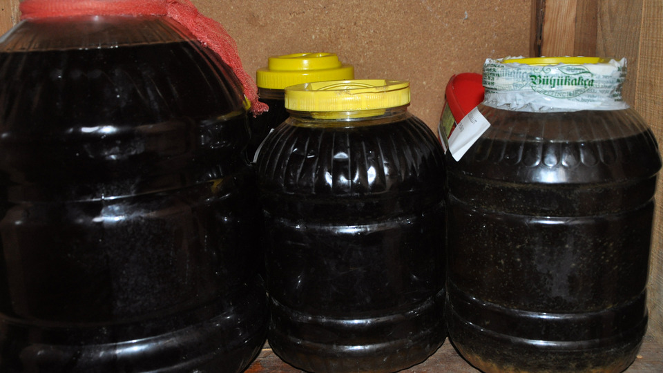 Dolandırıcının yalanını taksici bozdu!