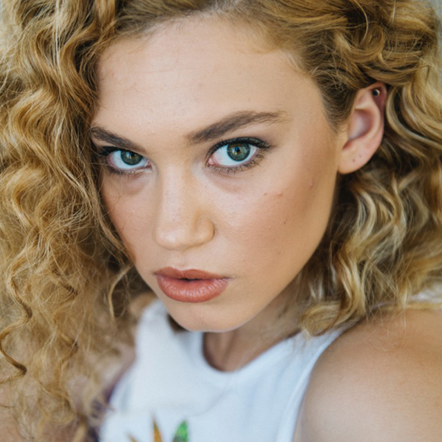 Melisa zirvede