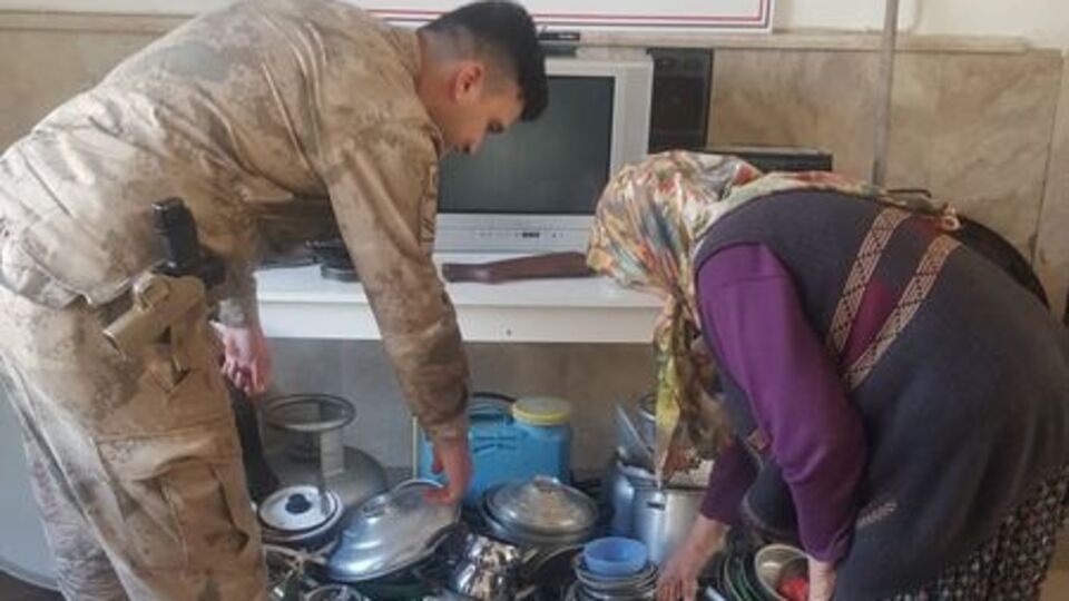 22 adresi soyup, hurdacıya satmışlar