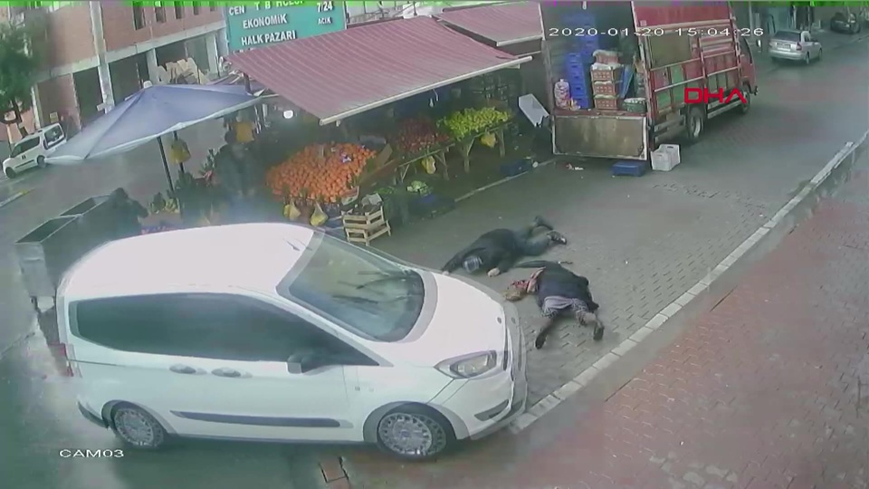 Yaşlı çift dehşeti yaşadı!