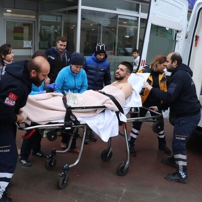 Boynundan vuruldu: 'Ölmedi' diye yazın