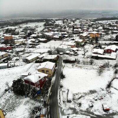 Kuzeye kar ve sağanak, güneye fırtına
