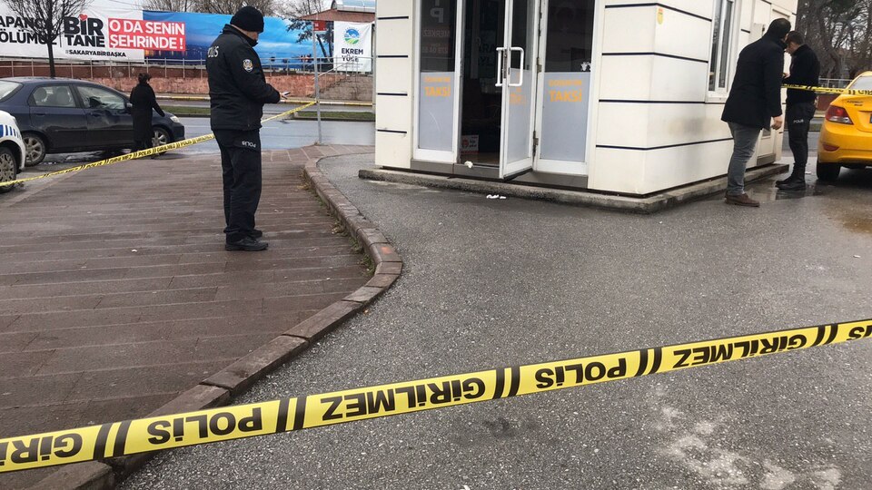 Boşandığı eşine kurşun yağdırdı!