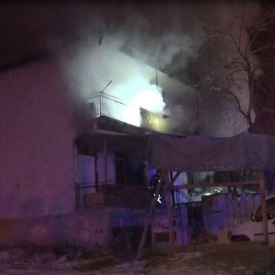 Alevlerden polis ve bekçiler kurtardı