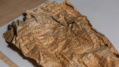 Dolmabahçe'de asırlık kupür bulundu!