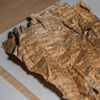 Dolmabahçe'de asırlık kupür bulundu!