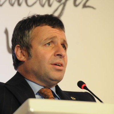 Kürsüde kalp spazmı geçirdi