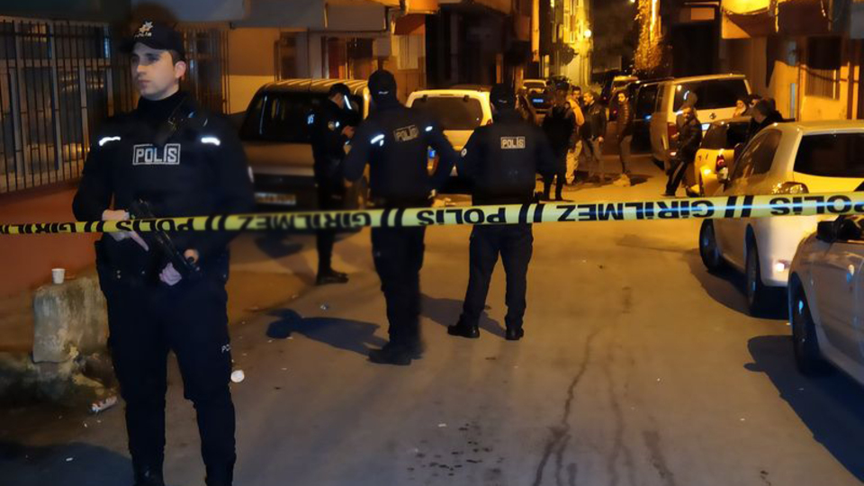 Beyoğlu'nda iki adrese EYP'li saldırı
