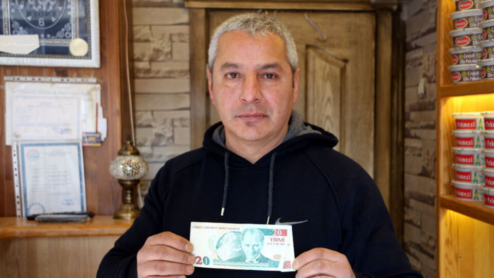 Üzerinde 20 YTL yazıyor ama... 50 bin TL istiyor
