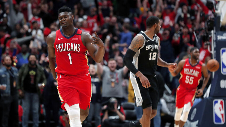 Zion Williamson, 22 sayıyla başladı