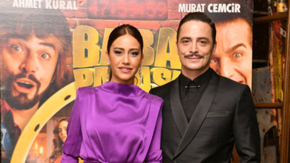 Ahmet Kural evleniyor mu?