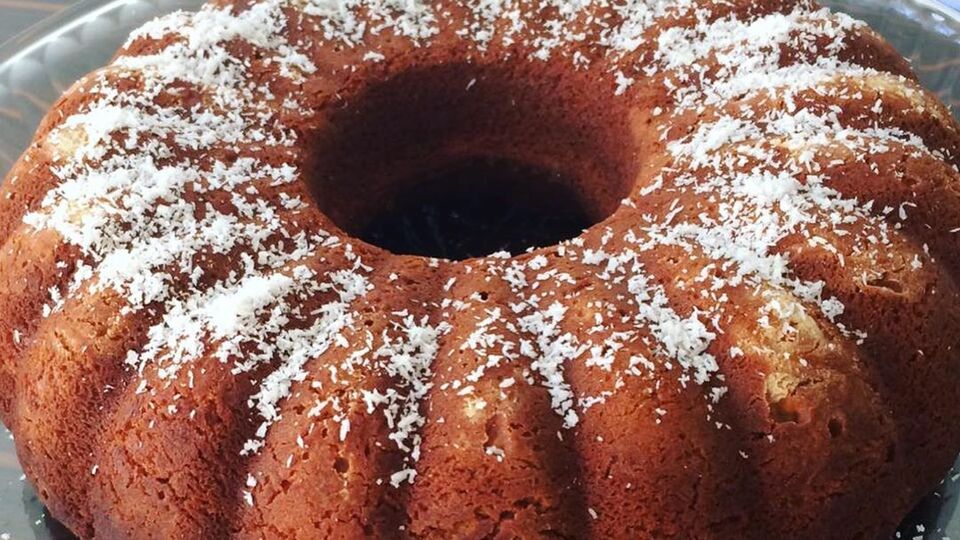 Muzlu, havuçlu, kakaolu kek nasıl yapılır?