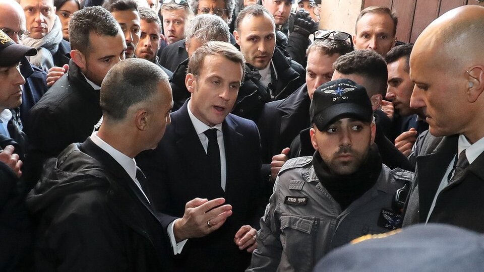 Fransa Cumhurbaşkanı Macron, Kudüs'teki Osmanlı hediyesi Fransız kilisesi önünde İsrailli güvenlik güçleriyle tartıştı