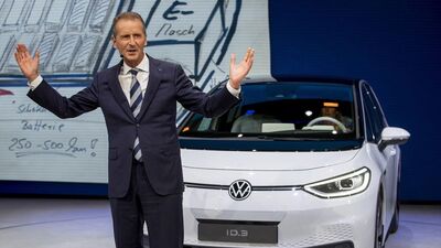 VW CEO'sundan Tesla'ya: 'Geliyoruz'