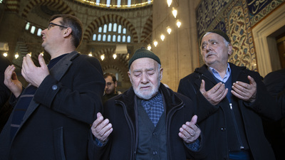 Yağmur duasına çıktılar!