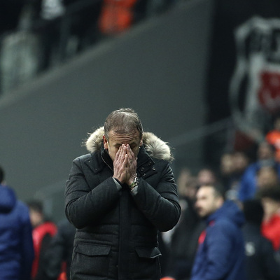 Beşiktaş'ta Abdullah Avcı ile yollar ayrıldı