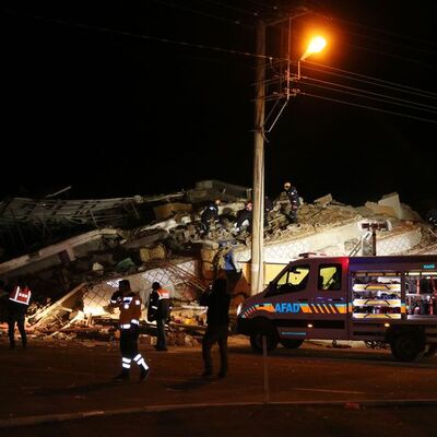 GSM operatörlerinden ücretsiz konuşma ve internet