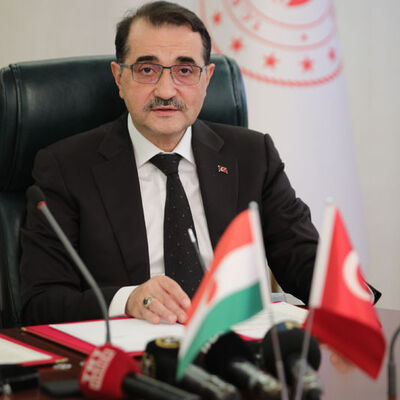 Bakan Dönmez: Sivrice'de kısmi elektrik kesintileri yaşandı