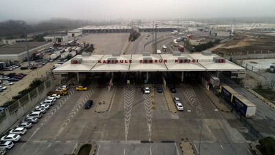 Kara sınır kapıları geçiş istatistikleri açıklandı