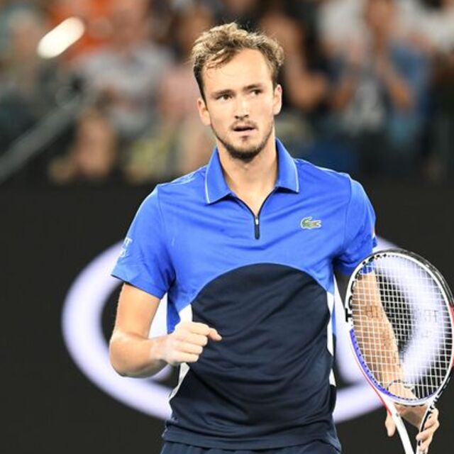 Medvedev ve Zverev 4. turda