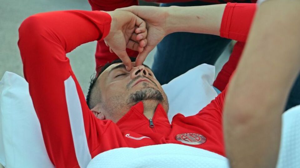 Jahovic hastaneye kaldırıldı