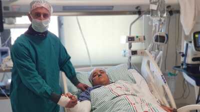 Azize'den itfaiye erine teşekkür!