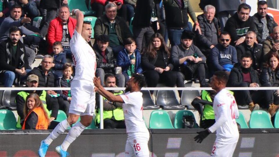 Antalyaspor 3 golle kazandı!