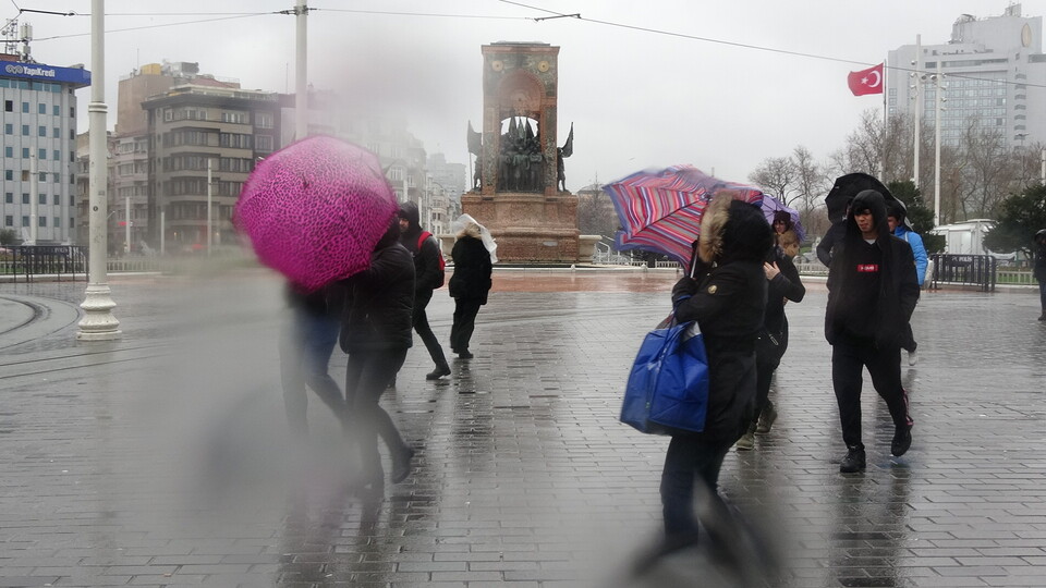 Marmara ve Ege'de sağanak var