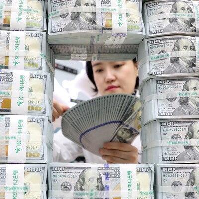 Dolar kritik seviyeyi zorluyor