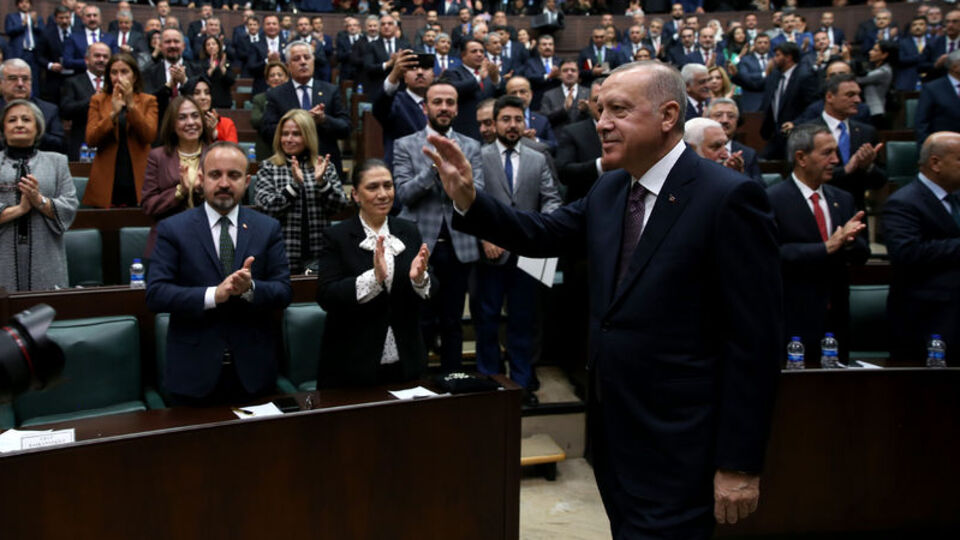 Cumhurbaşkanı Erdoğan vekillerle görüşecek