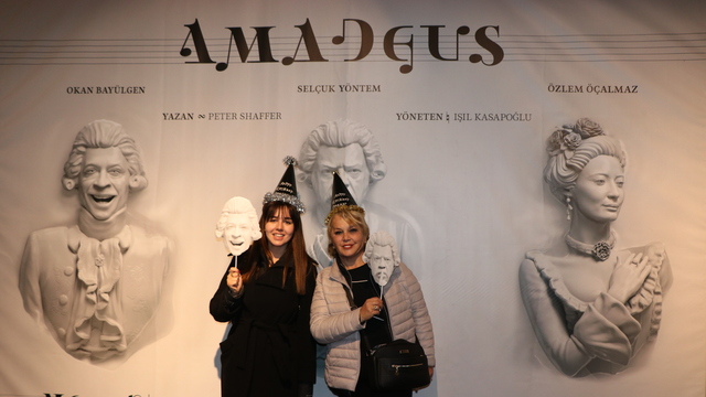 Mozart tiyatroda anıldı