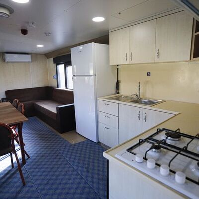 Bir evi aratmıyor! Depremzedeye konaklama treni!