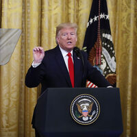 Trump, Ortadoğu planını açıkladı