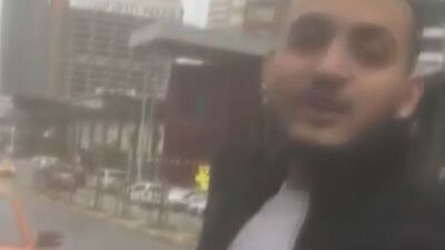 Taksiciler yol kesip evrak kontrolü yaptı!