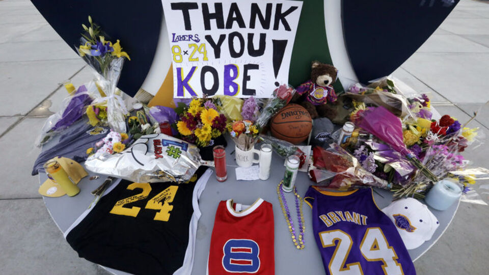 Los Angeles derbisi ertelendi