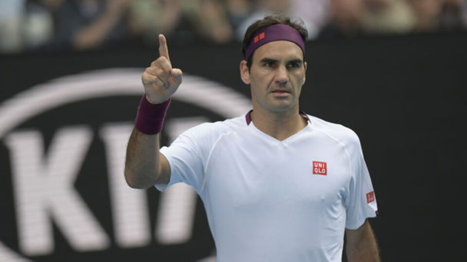 Federer yarı finalde!